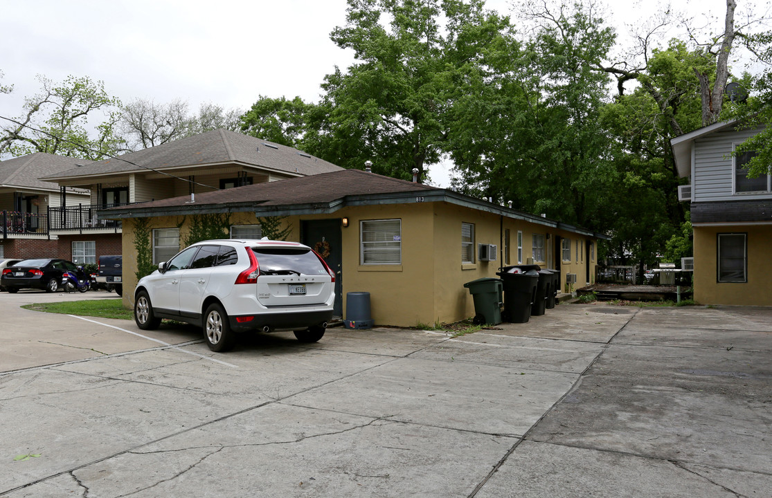 823 W Saint Augustine St in Tallahassee, FL - Building Photo