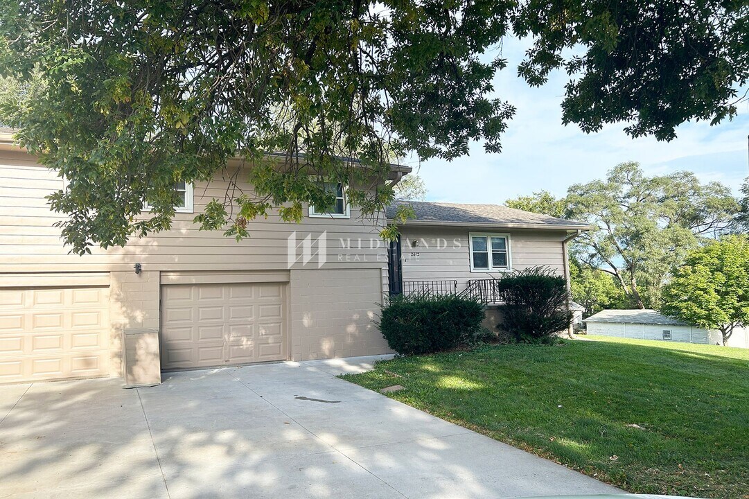 2612 S 61st Ave in Omaha, NE - Building Photo