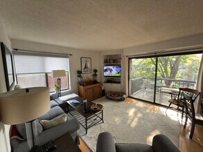 2320 Wisconsin Ave NW, Unit 212 in Washington, DC - Building Photo - Building Photo