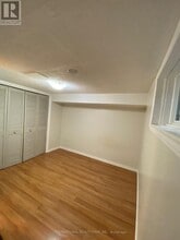302 Kerswell Dr in Richmond Hill, ON - Building Photo - Building Photo