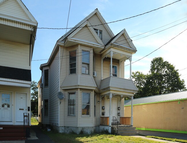 1005 State St in Schenectady, NY - Building Photo - Building Photo