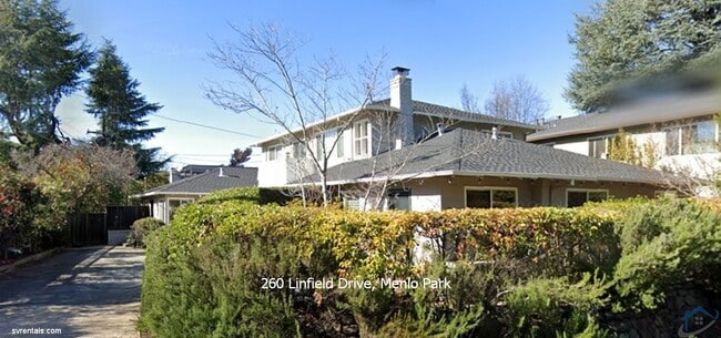 260 Linfield Dr, Unit 2 in Menlo Park, CA - Foto de edificio - Building Photo