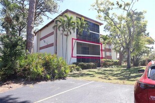 7500 40th Ave W, Unit 209 in Bradenton, FL - Building Photo
