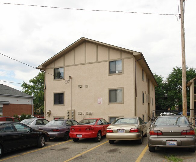 101 E 12th Ave in Columbus, OH - Foto de edificio - Building Photo