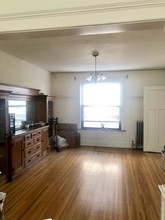 2817 N Mildred Ave, Unit 2 in Chicago, IL - Foto de edificio - Building Photo