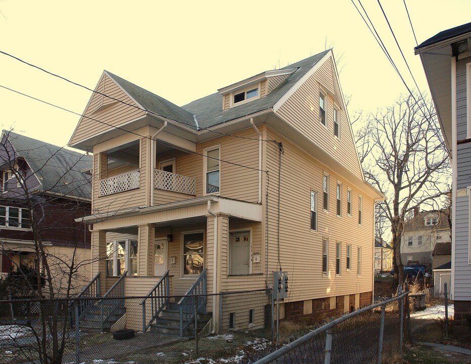 131-133 Edgewood St in Hartford, CT - Building Photo