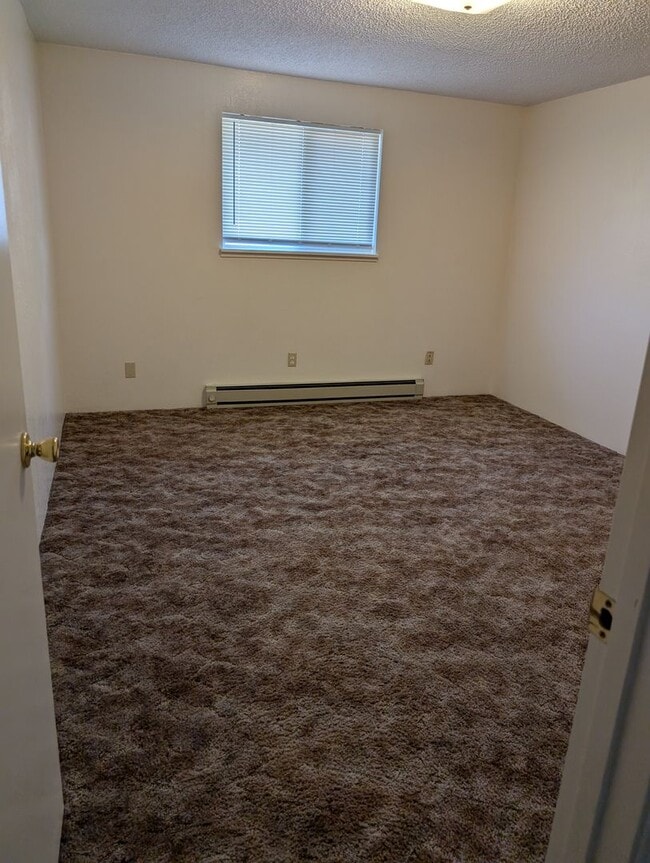 3127 Madison St in Klamath Falls, OR - Building Photo - Building Photo