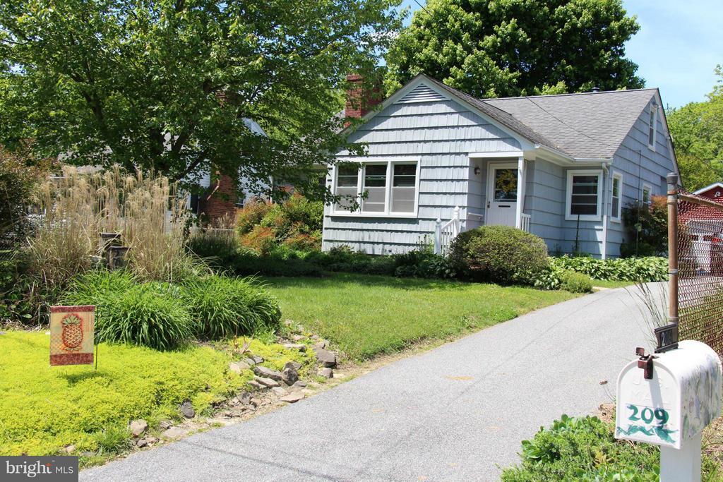 209 Choptank Ave in Easton, MD - Building Photo