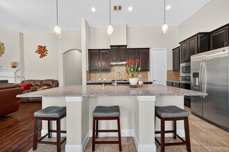 15802 Pine Cone Ln in Tomball, TX - Building Photo - Building Photo