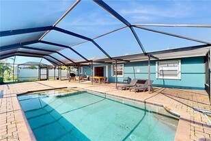 3009 SW 5th Ave in Cape Coral, FL - Building Photo