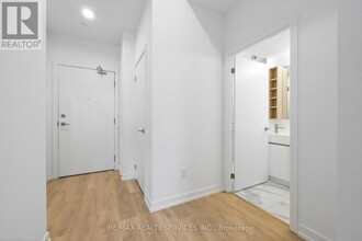 1100-1100 Sheppard Ave W in Toronto, ON - Building Photo - Building Photo