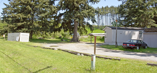 Redwood Mobile Home Park in Centralia, WA - Building Photo - Building Photo