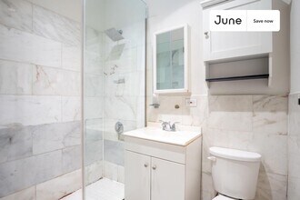 20 Avenue A Ave, Unit 3K in New York, NY - Foto de edificio - Building Photo