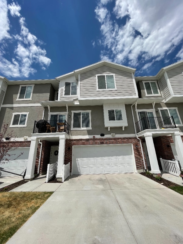 property at 4214 Frontier Park Ct