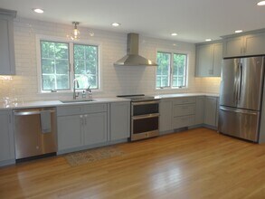 101 Drinkwater Rd in Hampton Falls, NH - Building Photo - Building Photo