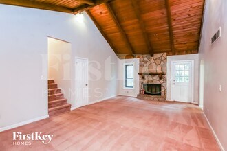 4949 Dana Dr NE in Kennesaw, GA - Building Photo - Building Photo