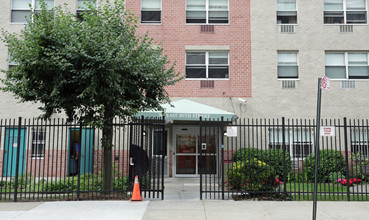 Belmont Boulevard I in Bronx, NY - Building Photo - Building Photo