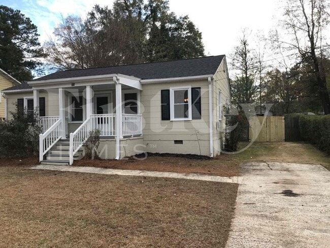 property at 844 Toliver St NE