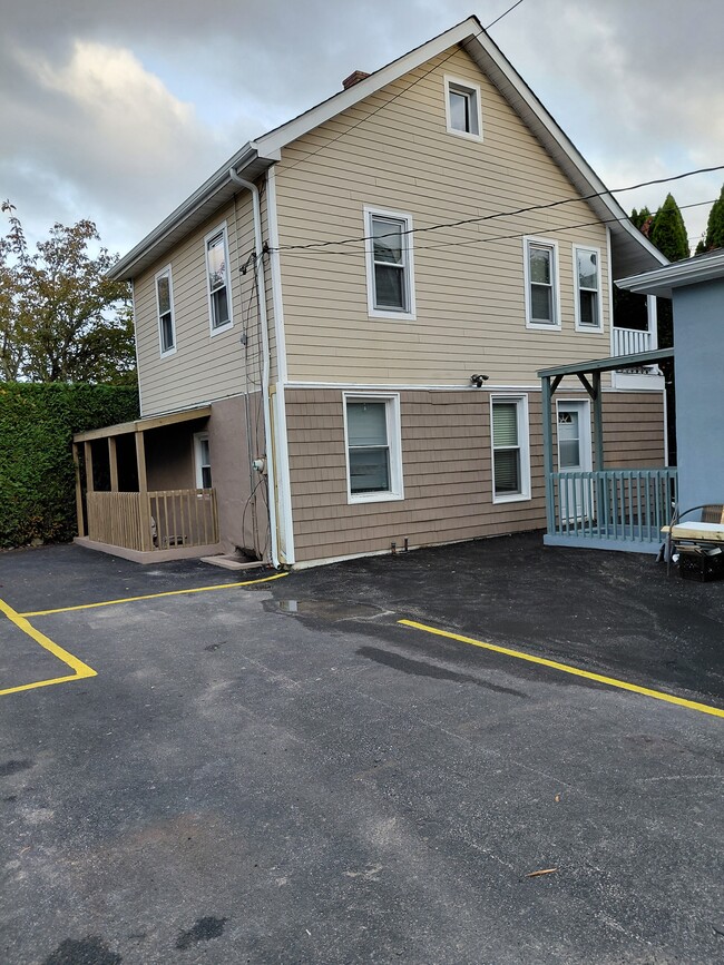 property at 41 Saratoga Ave