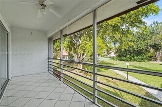3501 Inverrary Dr in Lauderhill, FL - Building Photo - Building Photo