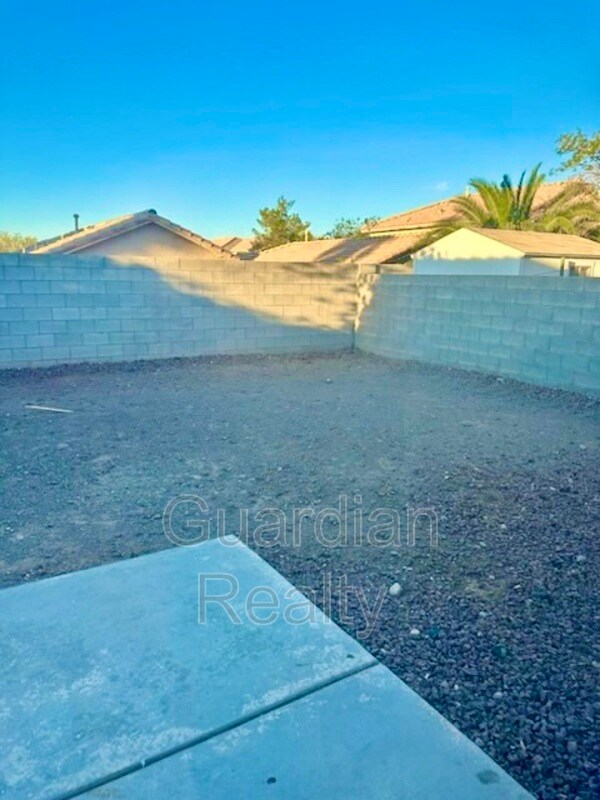 property at 2022 Peacemaker Rd