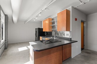 1006 Olive St in St. Louis, MO - Building Photo - Building Photo
