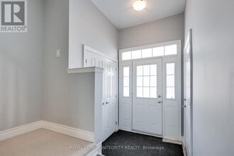 432 Tillsonburg St in Ottawa, ON - Building Photo - Building Photo