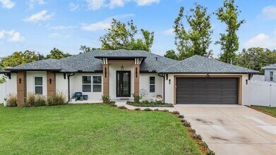 106 1st Ave NE in Lutz, FL - Building Photo - Building Photo