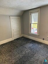 714 S 1st Ave in Sioux Falls, SD - Building Photo - Building Photo