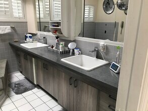 4522 Saint Clair Ave in Studio City, CA - Foto de edificio - Building Photo