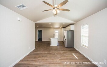 8003 Date Ave in Lubbock, TX - Building Photo - Building Photo