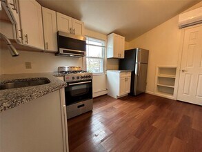 2191 Maple St in Wantagh, NY - Building Photo - Building Photo