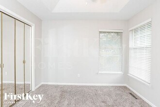 308 Oak St in Greenwood, MO - Building Photo - Building Photo