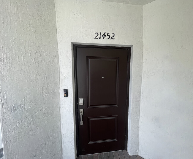 21452 NE 3rd Path in Miami, FL - Building Photo - Building Photo