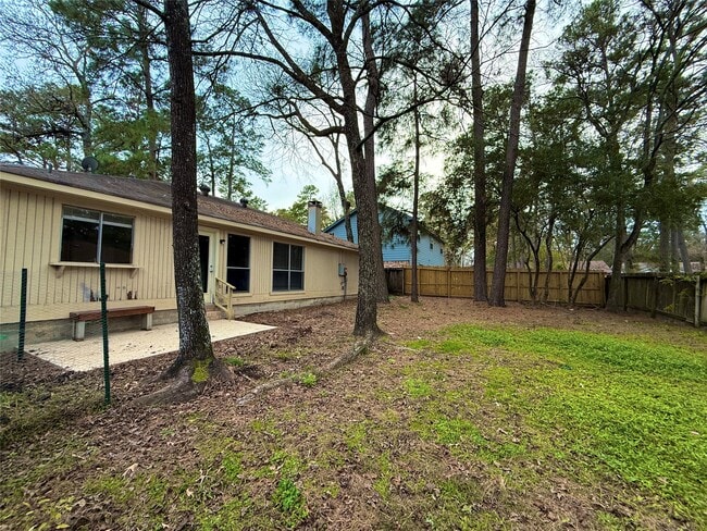 property at 6 Maywind Ct