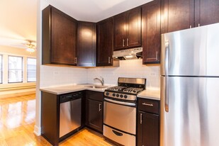 627 W Melrose St, Unit C2 Apartamentos