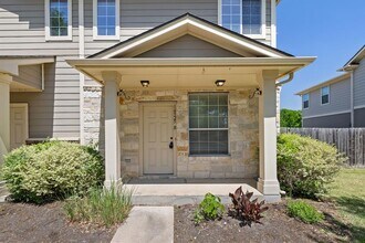 14525 Harris Ridge Blvd in Pflugerville, TX - Building Photo - Building Photo