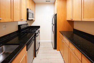 1730 Arlington Blvd in Arlington, VA - Building Photo - Building Photo