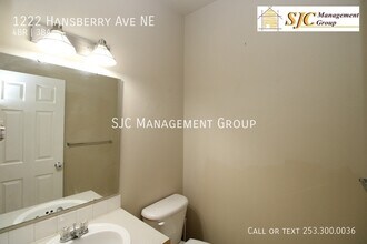 1222 Hansberry Ave NE in Orting, WA - Building Photo - Building Photo
