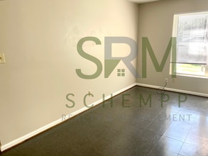 2409 Rowan St in Louisville, KY - Building Photo - Building Photo