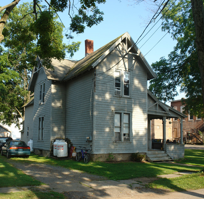 6 Clifton St in Unadilla, NY - Building Photo - Building Photo