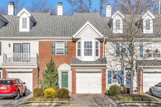 45 Washington Ct in Montville, NJ - Building Photo - Building Photo