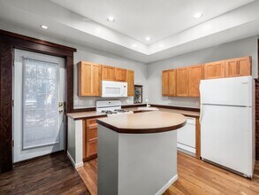 1230 Indianola Ave in Columbus, OH - Building Photo - Building Photo