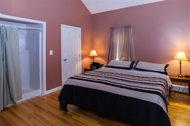 40 Florence St, Unit 3 in Somerville, MA - Foto de edificio - Building Photo