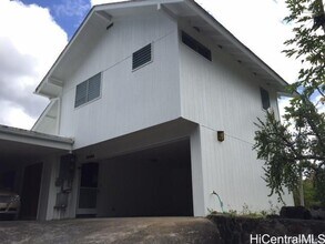 2140 Mauna Pl in Honolulu, HI - Building Photo - Building Photo