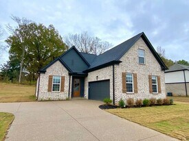 5624 Tucker Lndg in Horn Lake, MS - Building Photo