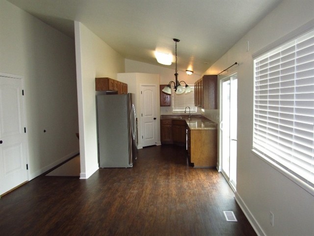 8474 Delicate Arch Dr in West Jordan, UT - Building Photo - Building Photo