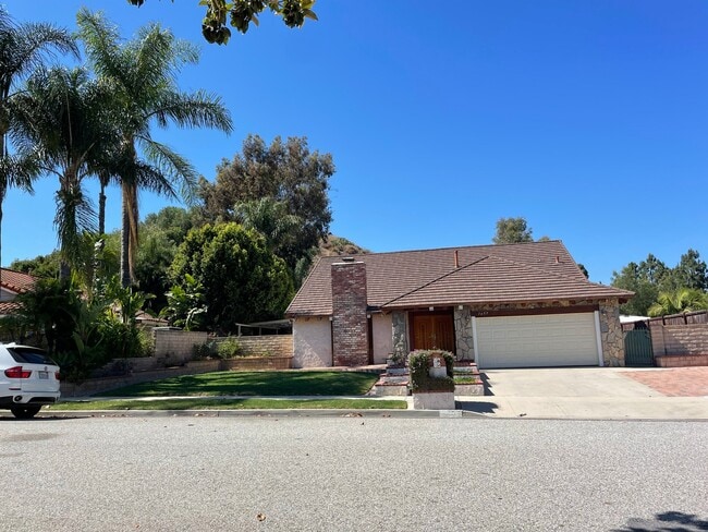 property at 1657 Cayton Ave