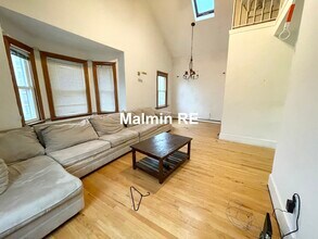 1568 Tremont St, Unit 1 in Boston, MA - Building Photo - Building Photo