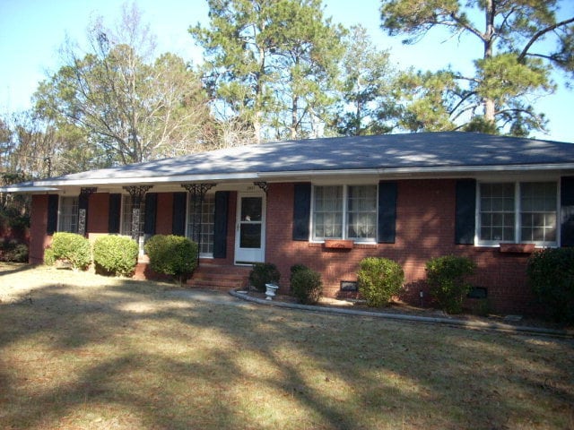 property at 2931 Glenbrook Dr